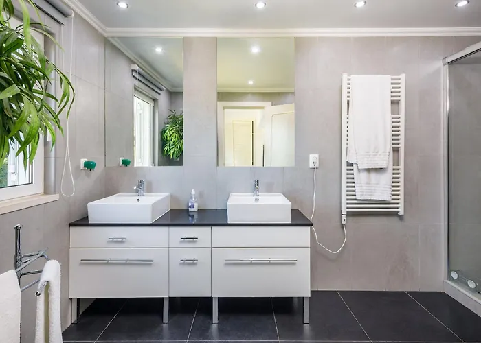 Charming Vale Do Lobo 4 Bedrooms Quadradinhos 22 Private Pool Villa *